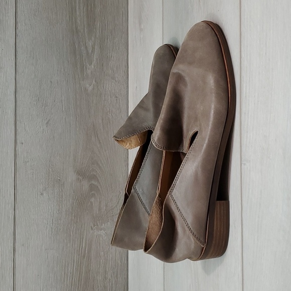 Lucky Brand Womens Cahill Leather Loafer Flats Slip on shoes sz 8M - Picture 3 of 11